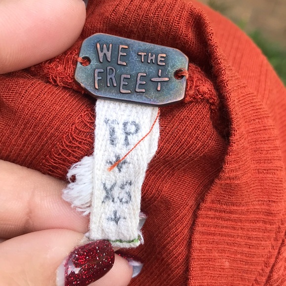 We the free keyhole high neck top rust color - Picture 5 of 5